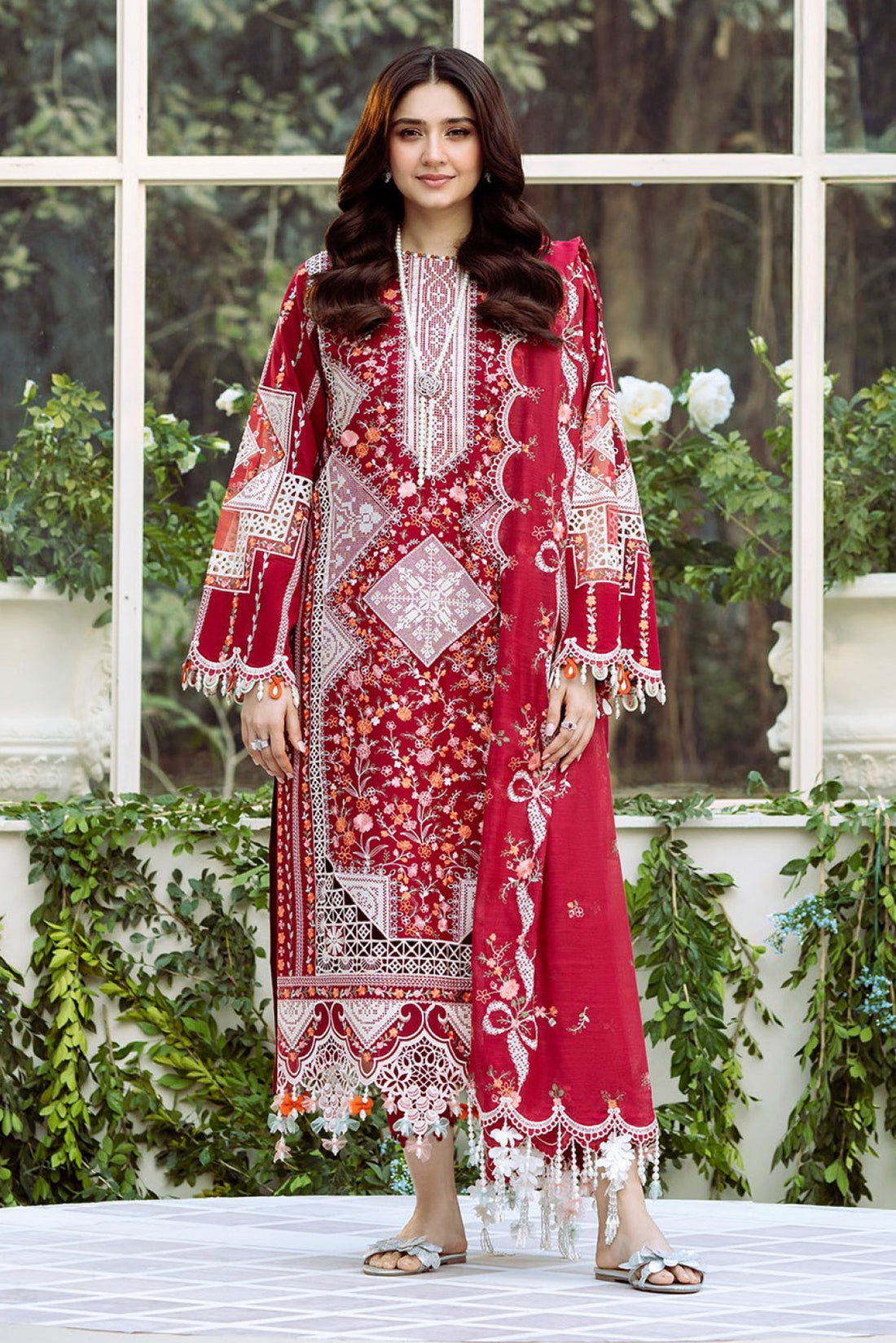 BIN_ILYAS Lawn EMBROIDERED 3PC WITH chiffon EMBROIDERED SHAWL