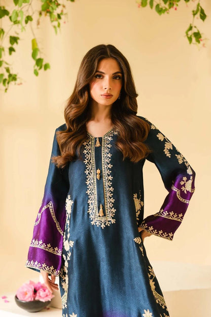 Silk unstitch double shade
digital printed Most luxury
article arrived