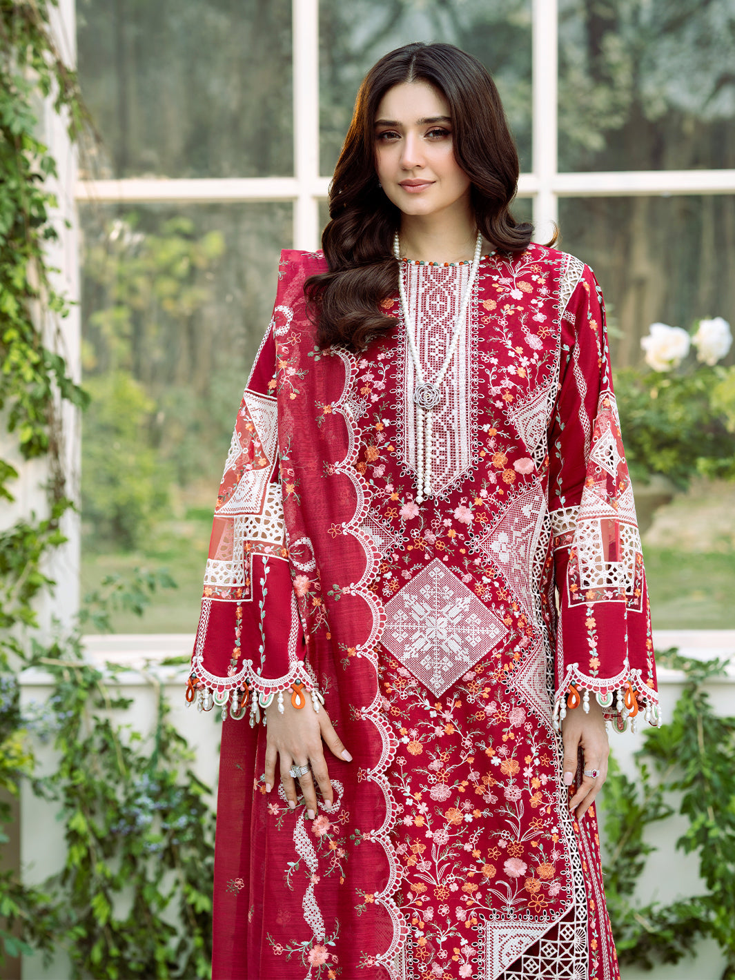 BIN_ILYAS Lawn EMBROIDERED 3PC WITH chiffon EMBROIDERED SHAWL