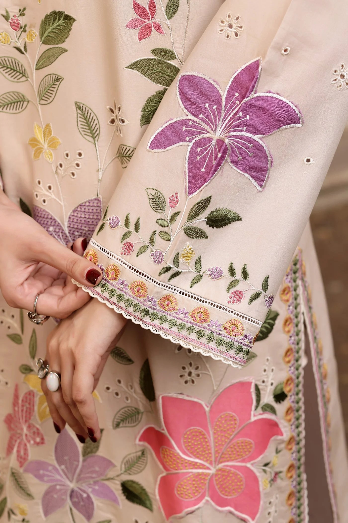ANEELAS-3PC LAWN EMBROIDERED SHIRT WITH KHAADI NET PRINTED DUPATTA & EMB TROUSER