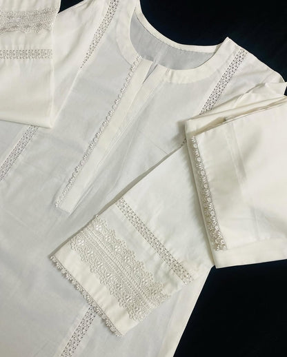 Lawn Embroidered Stitched 2Piece D-010