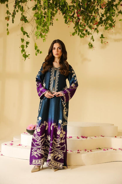 Silk unstitch double shade
digital printed Most luxury
article arrived