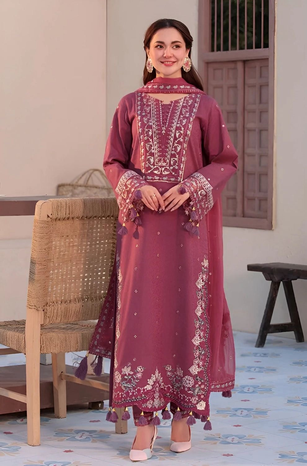 Selected Variant Image