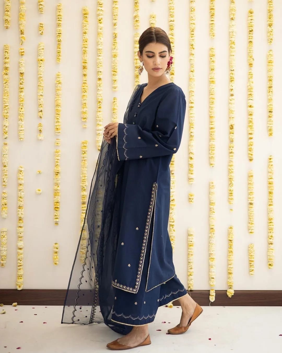 Lawn Embroidered Stitched 3Piece D-017