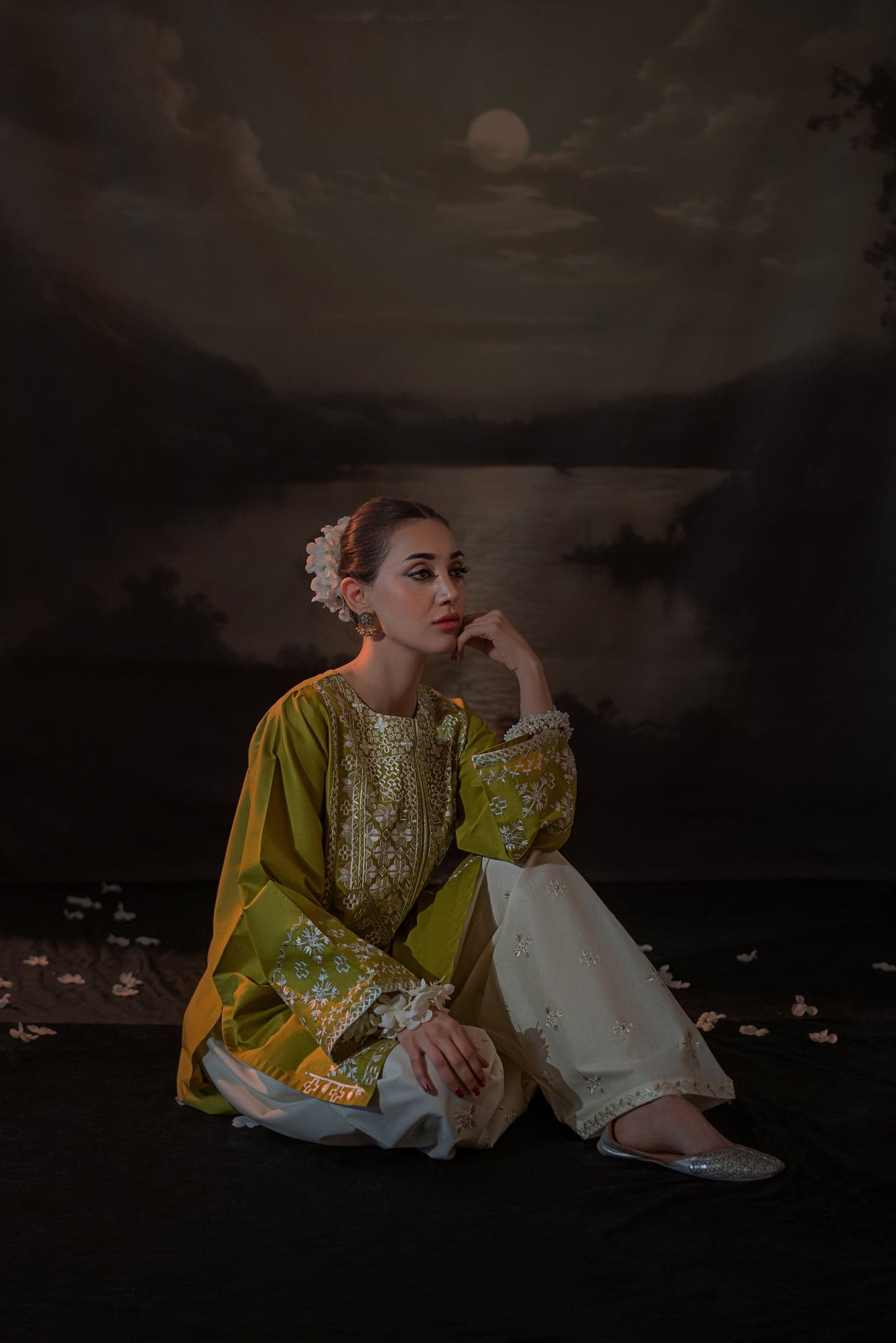 Lawn Embroidered Printed 2Piece D-009