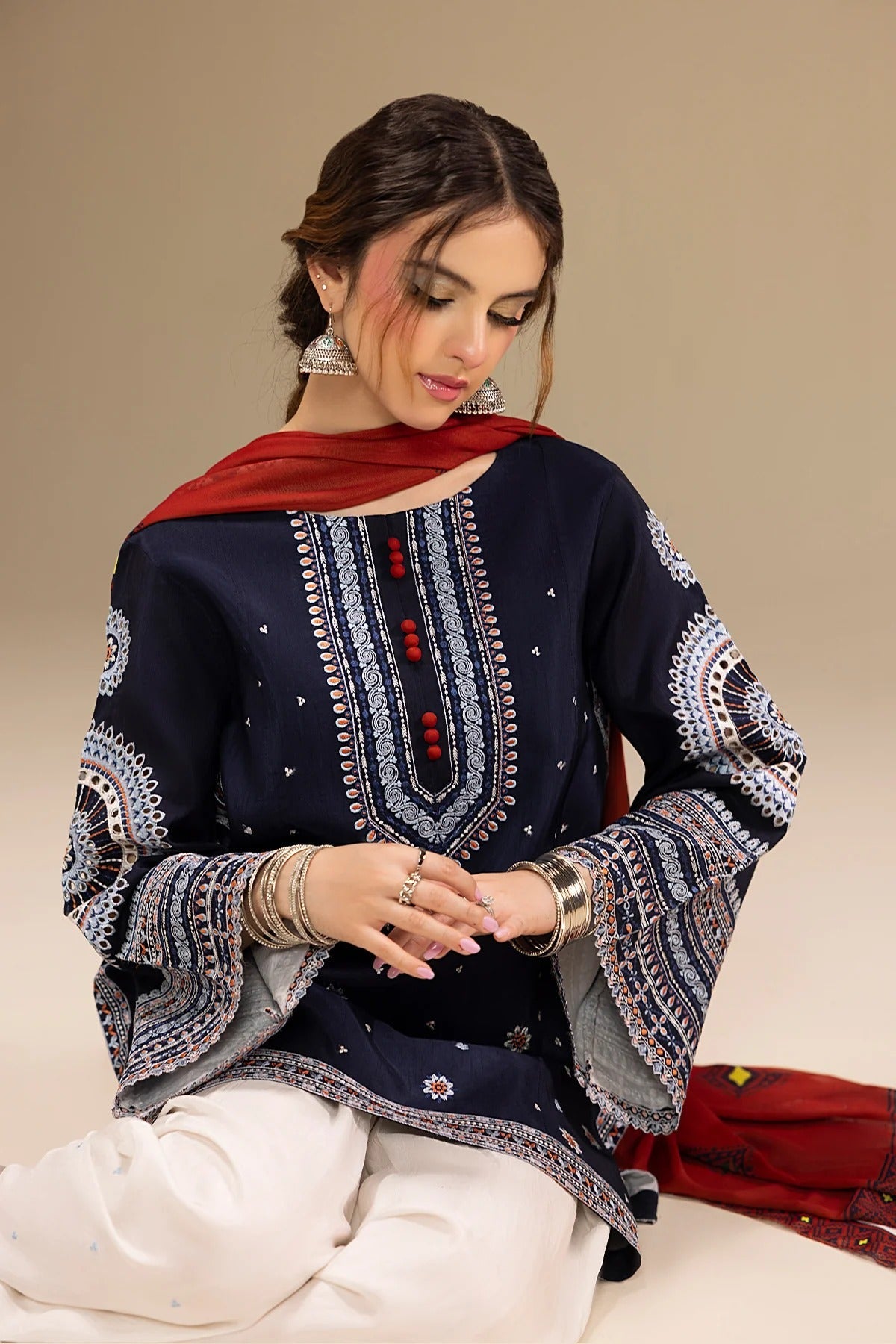 Lawn Embroidered Stitched 3Piece D-006
