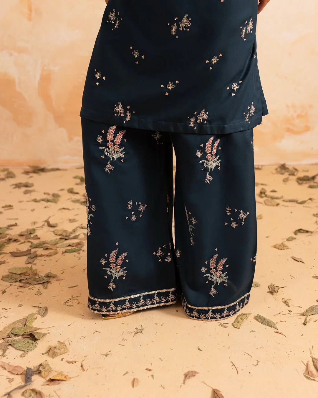 Lawn Embroidered Stitched 2PC D-006