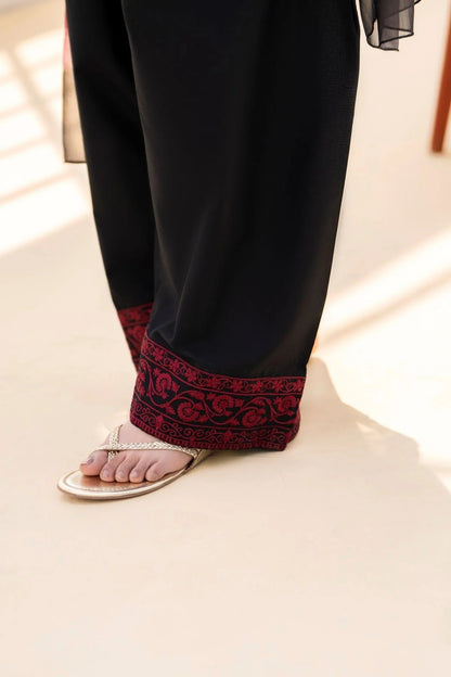 Lawn Embroidered Stitched 3Piece D-007