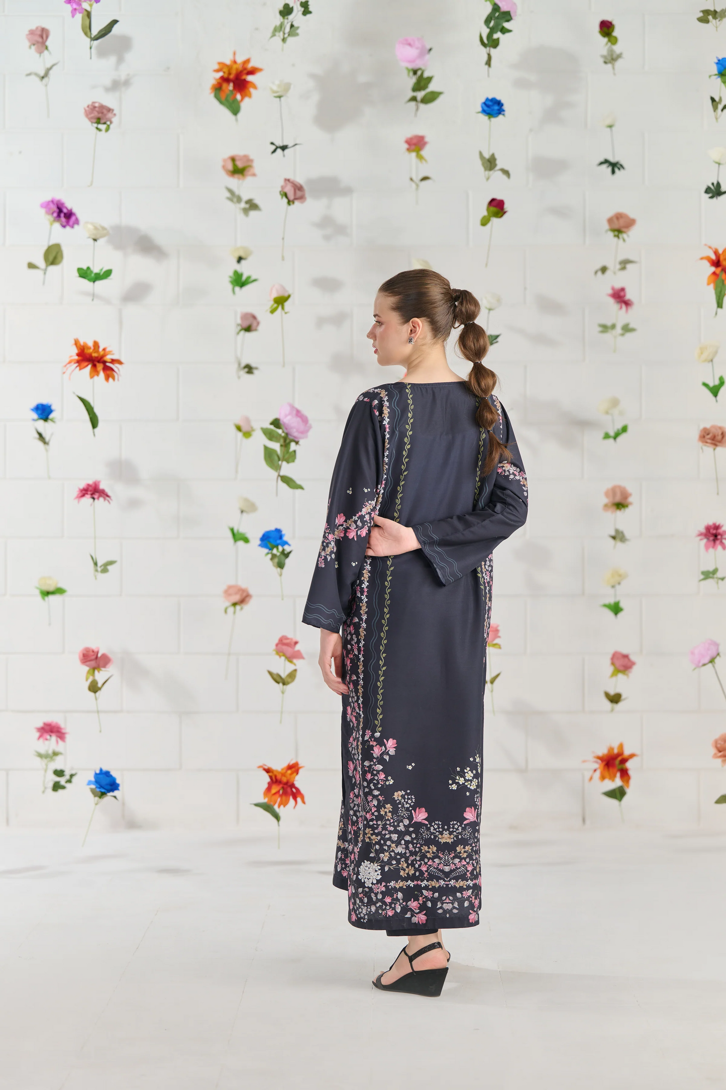 Lawn Orchid Printed Stitched 3Piece D-001